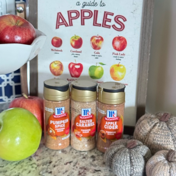 New McCormick fall seasonal finishing sugars set of 3 Apple Cider Pumpkin Spice - Picture 1 of 10